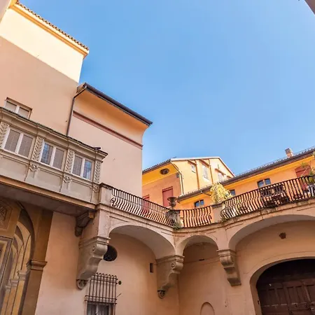 Ur-nest D'azeglio * Bologna